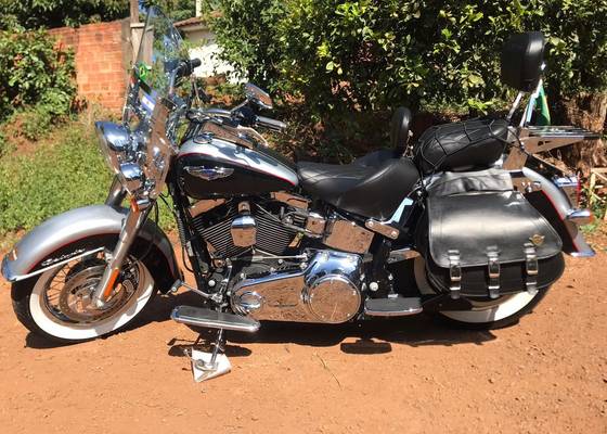 HARLEY-DAVIDSON SOFTAIL DELUXE 